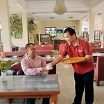 Taman Teratai Hotel