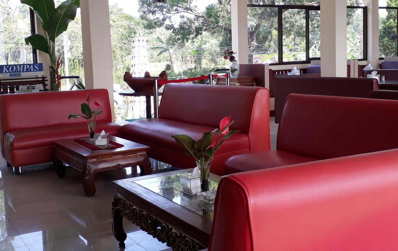 Taman Teratai 3*