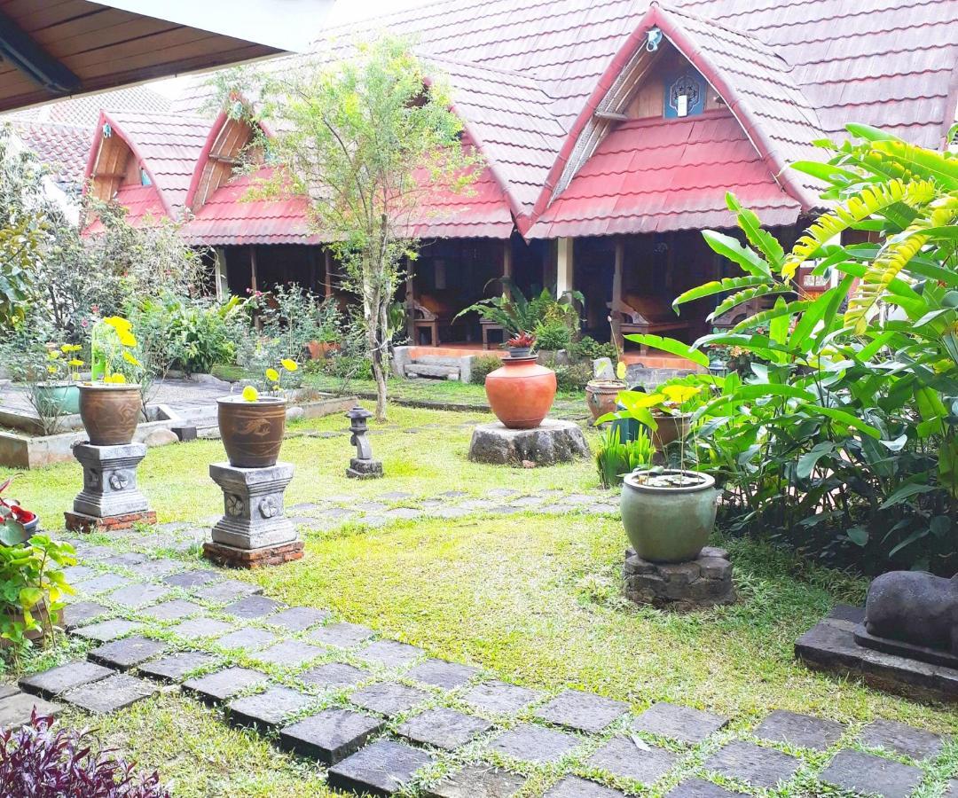 Hotel Taman Teratai Puncak