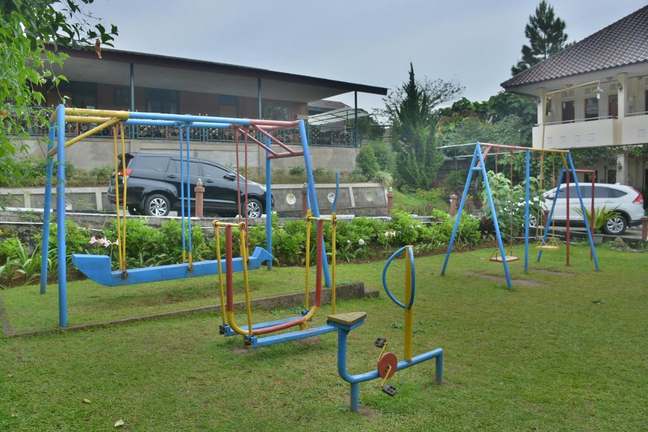 Taman Teratai 3* Puncak