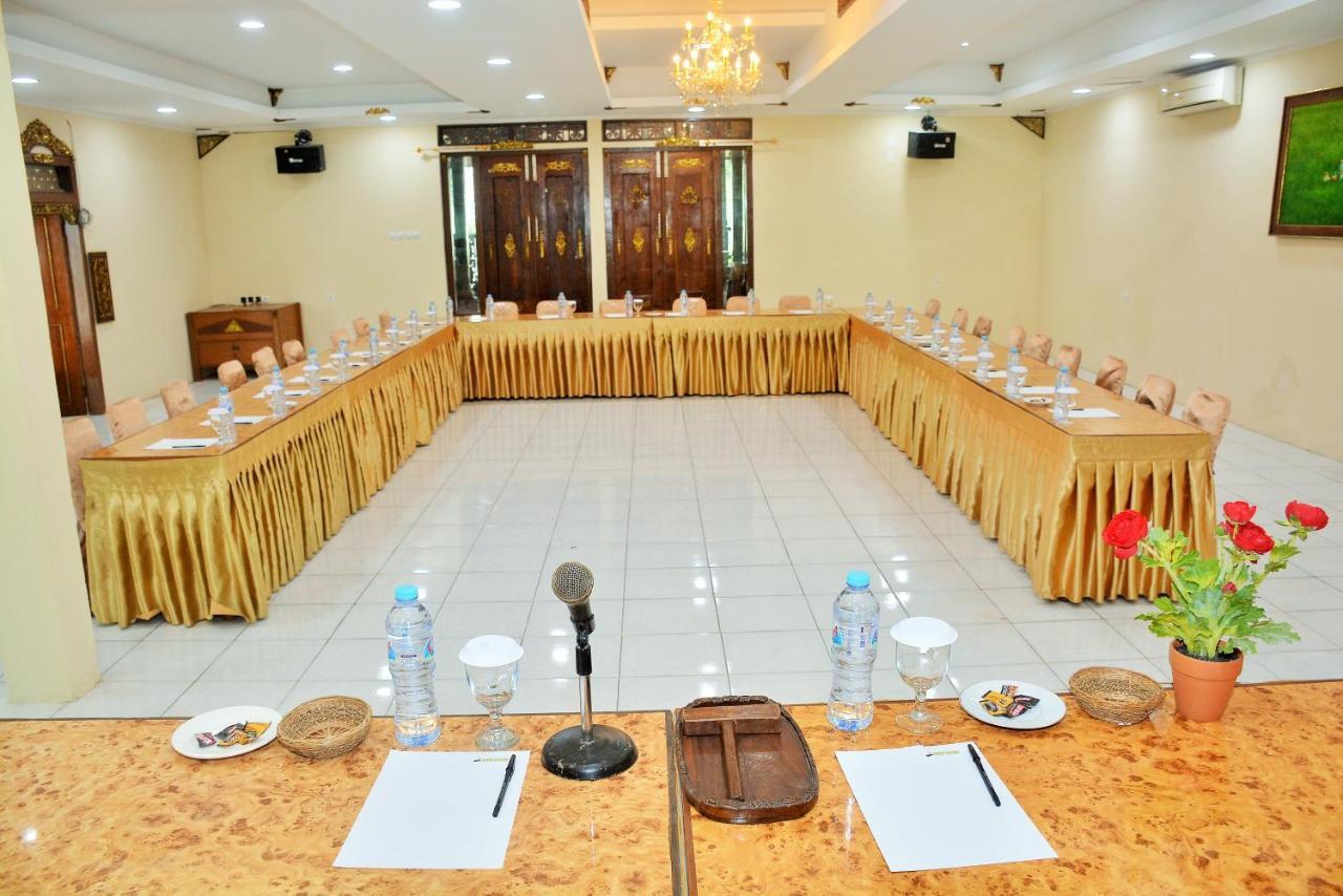 Hotel Taman Teratai 3*