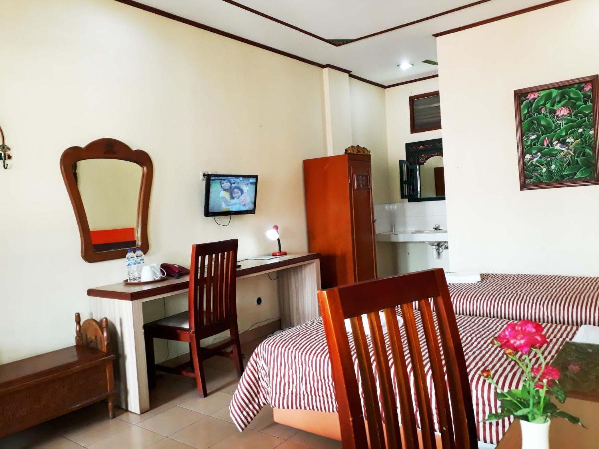 Taman Teratai Hotel 3*