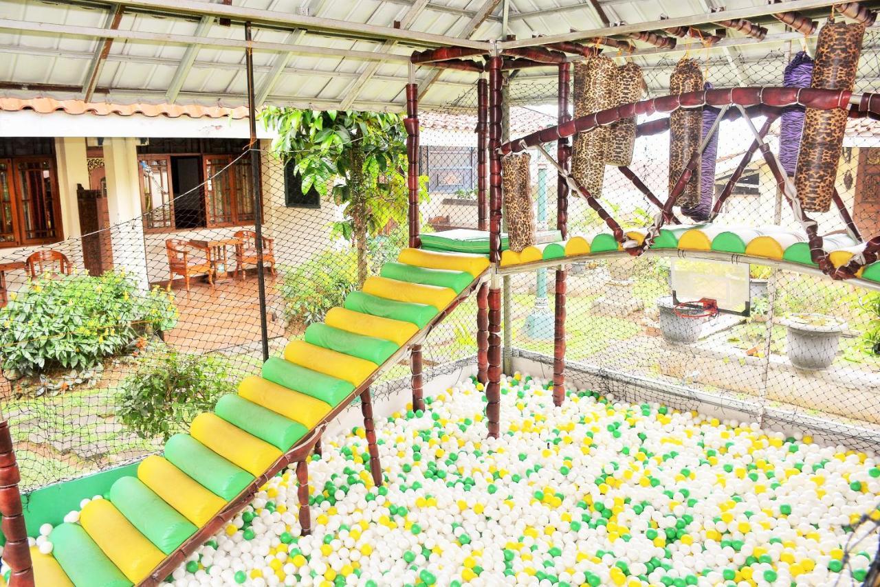 Taman Teratai 3* Puncak