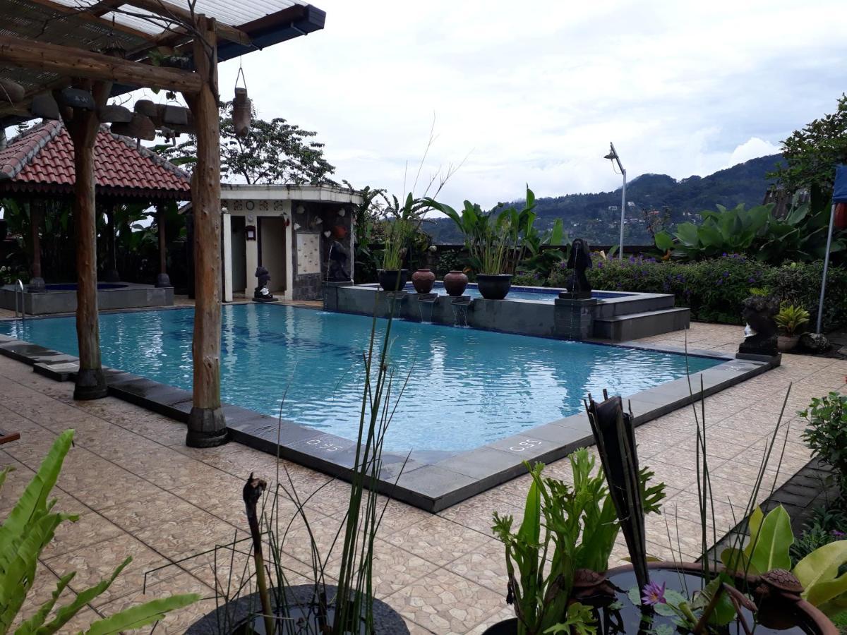 Taman Teratai Puncak